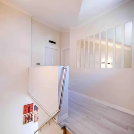 Comfort-design-peace Of Mind Apartment